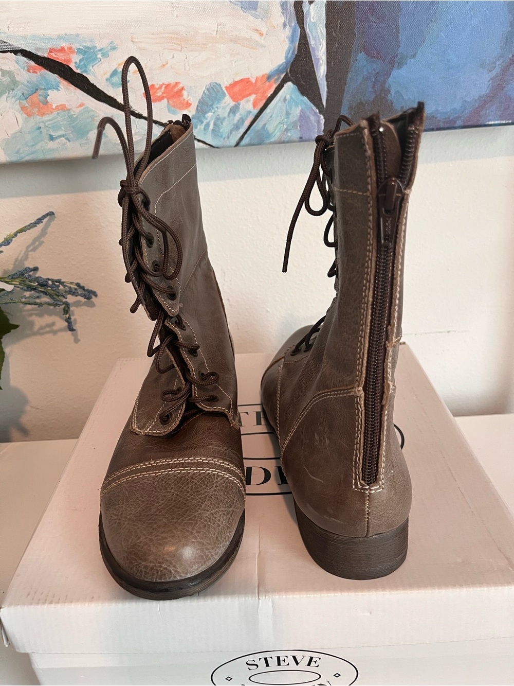Steve Madden Olive Brown Lace-Up Combat Boots with Back Zipper